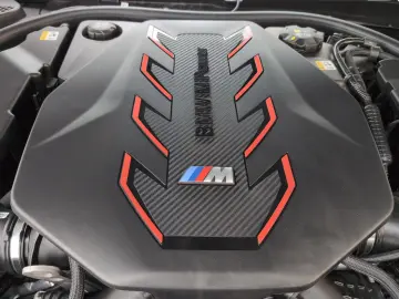 BMW M5 Limousine   Sound sistem PanoDach