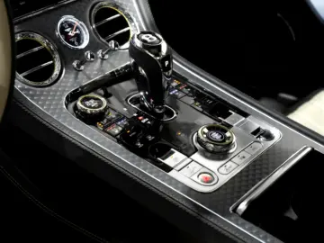 Bentley Continental GT Azure V8