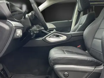 MERCEDES-BENZ GLE 350 e 360 Pano AHK Distro VollLeder DAB