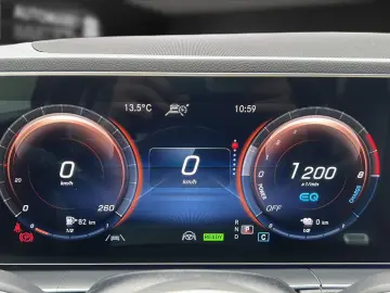 MERCEDES-BENZ GLE 350 e 360 Pano AHK Distro VollLeder DAB