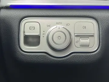 MERCEDES-BENZ GLE 350 e 360 Pano AHK Distro VollLeder DAB