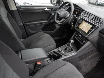 VW Tiguan 2.0 TDI 4Motion DSG Elegance NAVI ALU LED