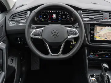 VW Tiguan 2.0 TDI 4Motion DSG Elegance NAVI ALU LED