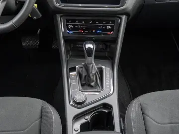 VW Tiguan 2.0 TDI 4Motion DSG Elegance NAVI ALU LED