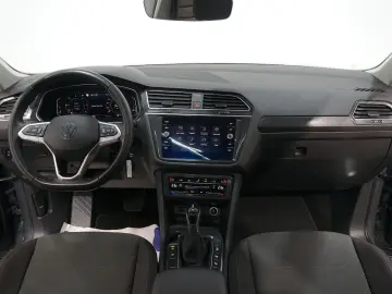 VW Tiguan Elegance 2.0 TDI ACC LHZ DAB MATRIX PANO