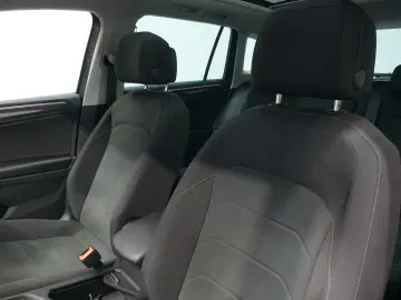 VW Tiguan Elegance 2.0 TDI ACC LHZ DAB MATRIX PANO