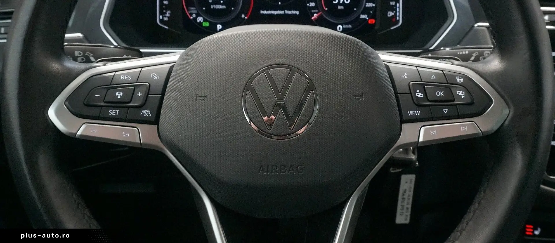 VW Tiguan Elegance 2.0 TDI ACC LHZ DAB MATRIX PANO