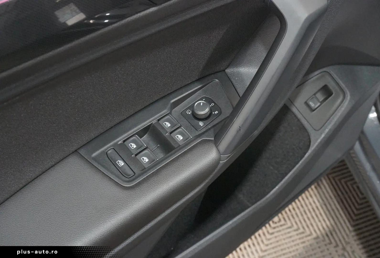 VW Tiguan Elegance 2.0 TDI ACC LHZ DAB MATRIX PANO