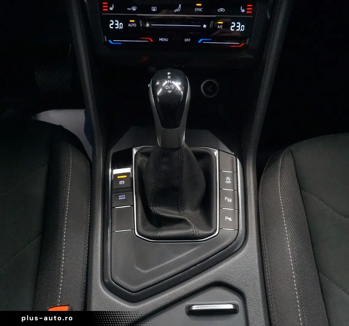 VW Tiguan Elegance 2.0 TDI ACC LHZ DAB MATRIX PANO