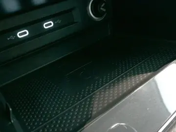 VW Tiguan Elegance 2.0 TDI ACC LHZ DAB MATRIX PANO