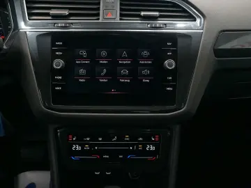 VW Tiguan Elegance 2.0 TDI ACC LHZ DAB MATRIX PANO