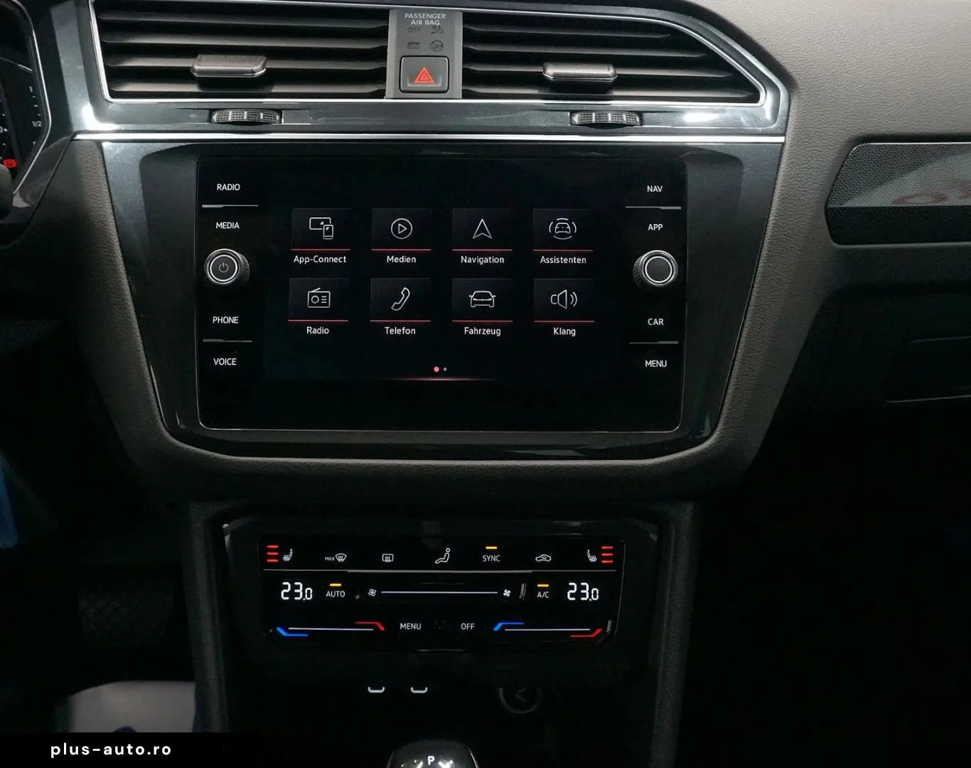 VW Tiguan Elegance 2.0 TDI ACC LHZ DAB MATRIX PANO