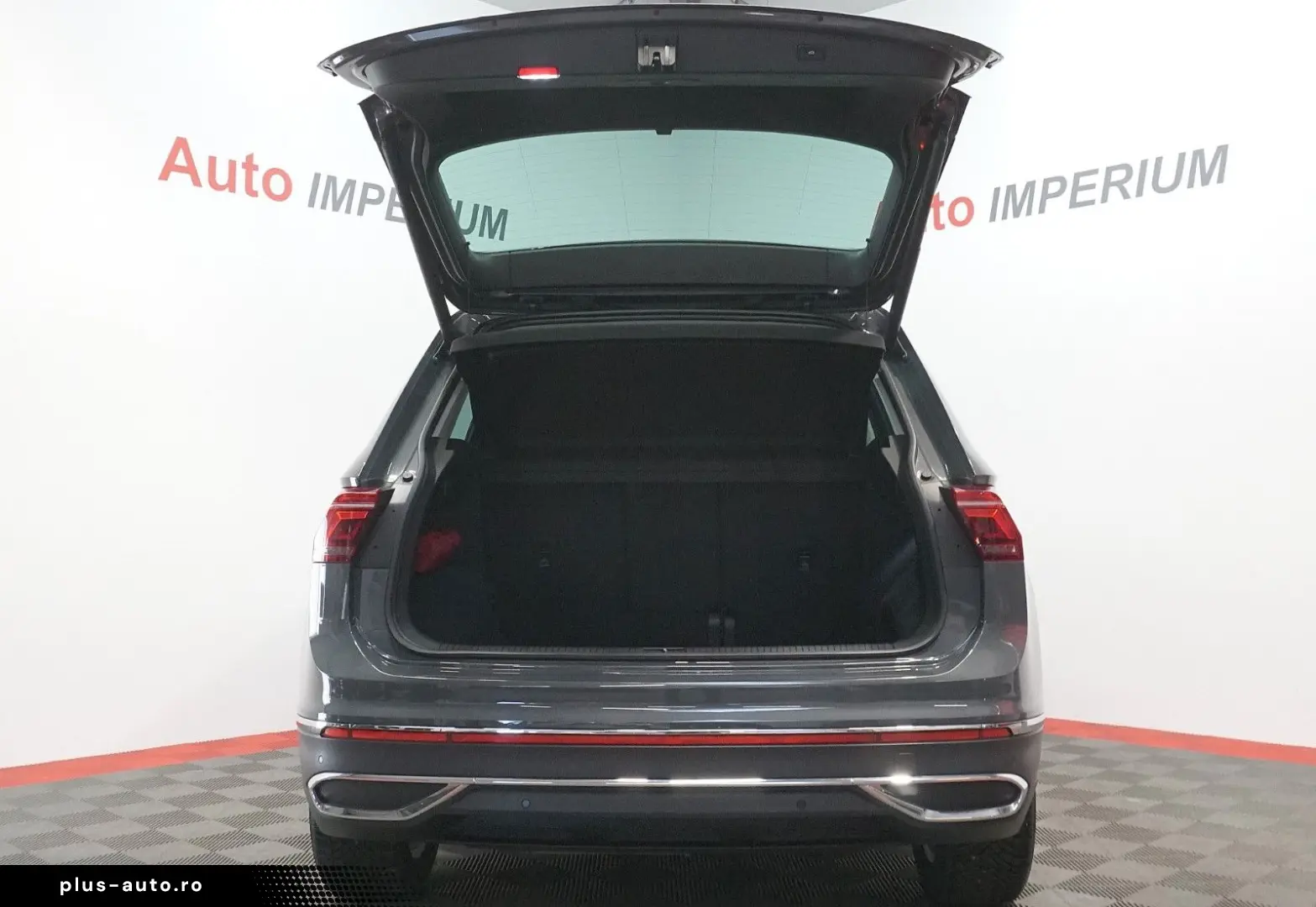 VW Tiguan Elegance 2.0 TDI ACC LHZ DAB MATRIX PANO