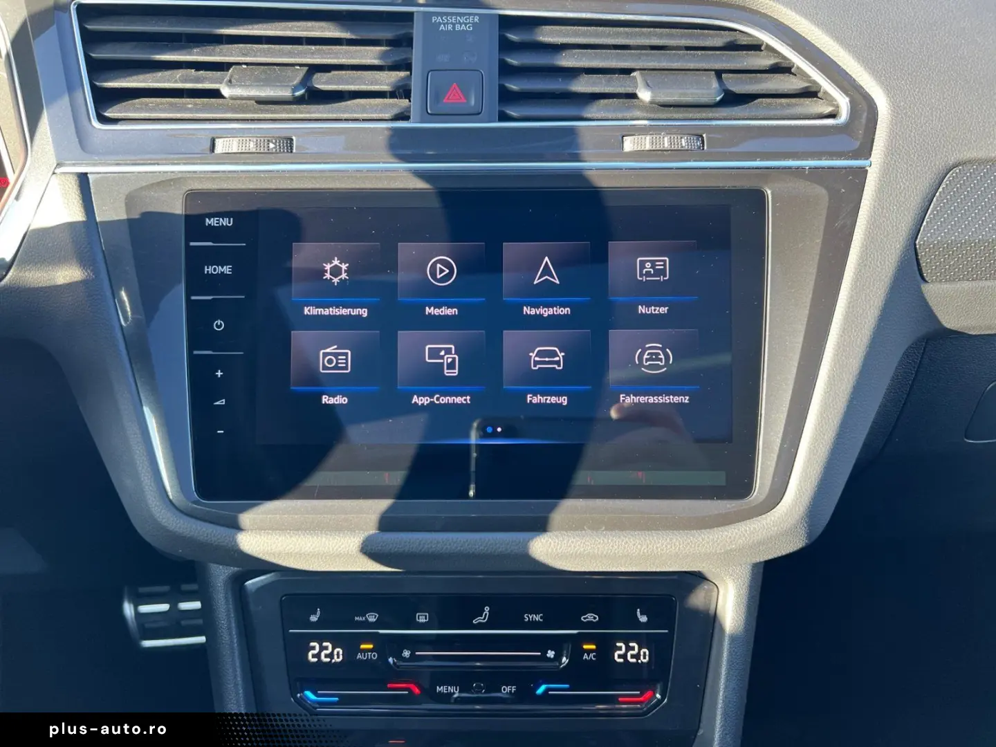 VW Tiguan R-Line 4MO TDI DSG 20  PANO AHK HARMAN IQ