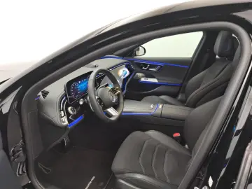 MERCEDES-BENZ E 200 AMG Pano Distro SuperScreen Burm