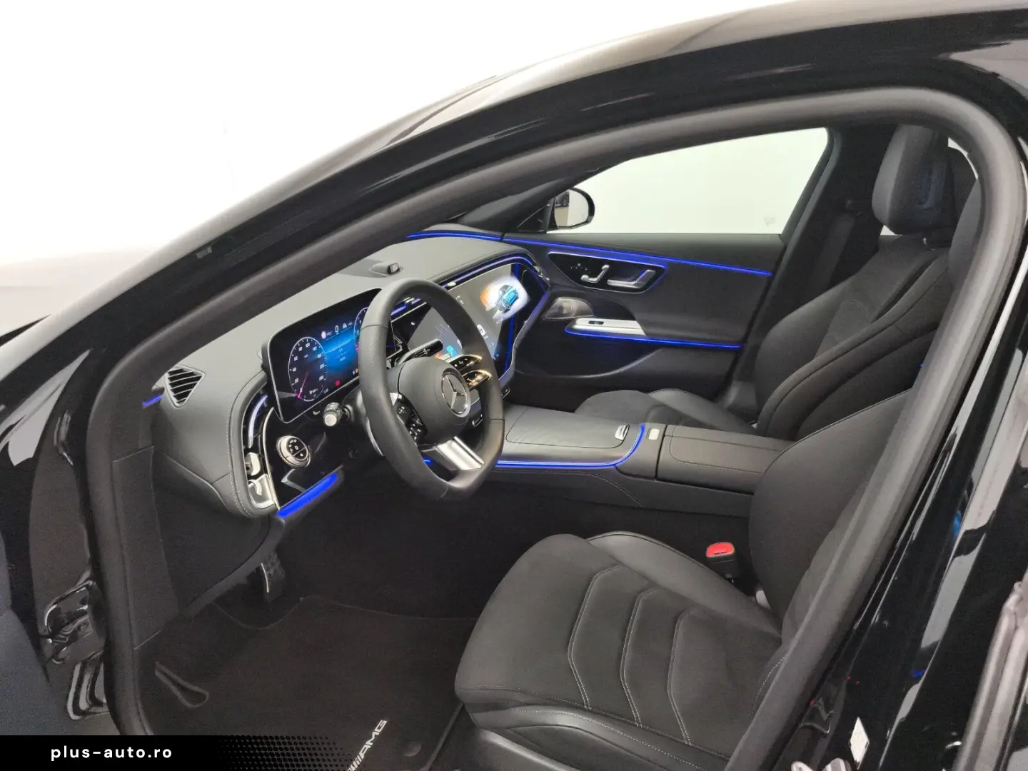 MERCEDES-BENZ E 200 AMG Pano Distro SuperScreen Burm