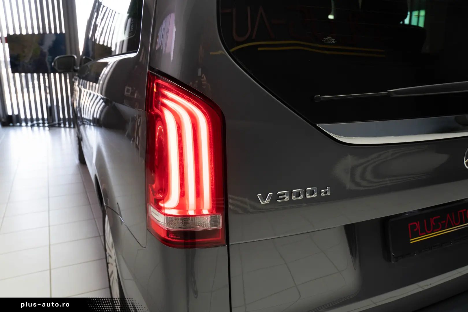 MERCEDES-BENZ V 300 d RWD LONG