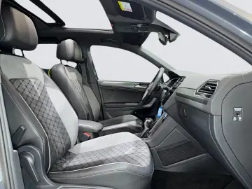 Volkswagen Tiguan 4M DSG 3x R LINE MATRIX PANO