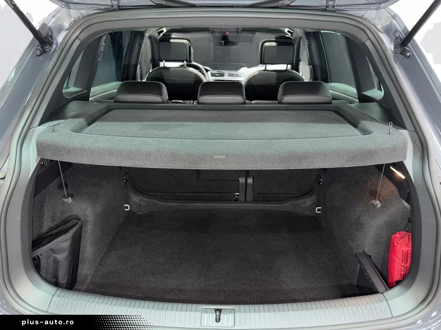 Volkswagen Tiguan 4M DSG 3x R LINE MATRIX PANO