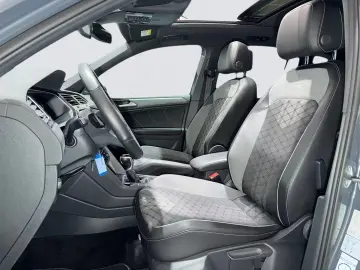 Volkswagen Tiguan 4M DSG 3x R LINE MATRIX PANO