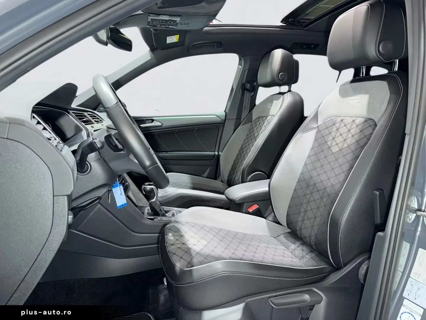 Volkswagen Tiguan 4M DSG 3x R LINE MATRIX PANO