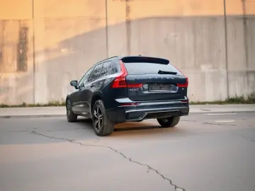 VOLVO XC 60 XC60 R Design 2WD LED 360KAM PILOT ASSIST