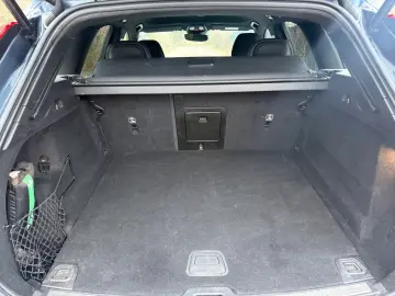 VOLVO XC 60 XC60 R Design 2WD LED 360KAM PILOT ASSIST