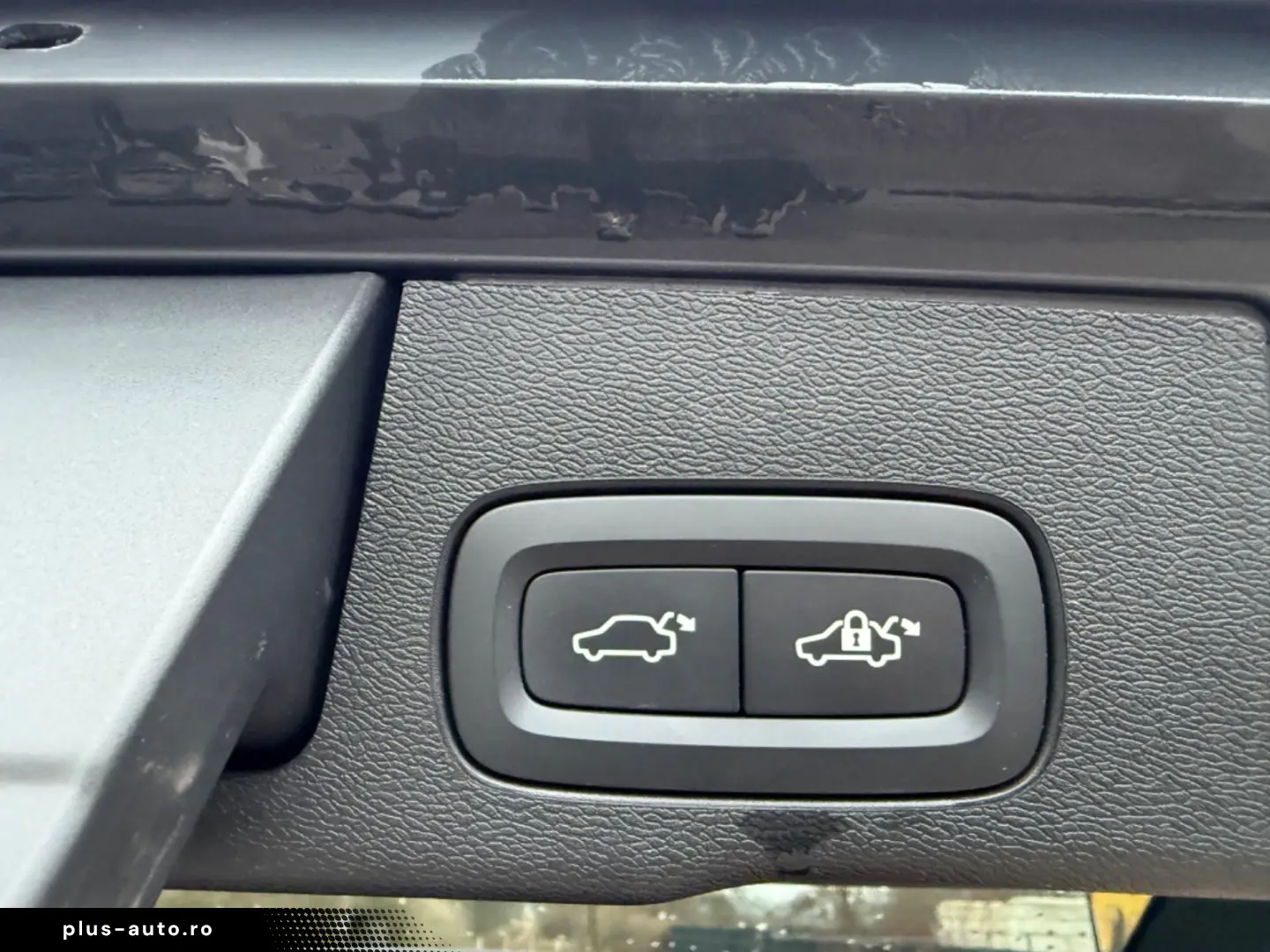 VOLVO XC 60 XC60 R Design 2WD LED 360KAM PILOT ASSIST