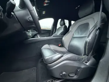 VOLVO XC 60 XC60 R Design 2WD LED 360KAM PILOT ASSIST