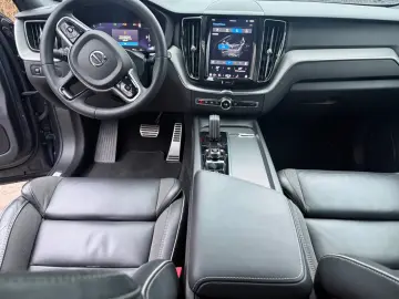 VOLVO XC 60 XC60 R Design 2WD LED 360KAM PILOT ASSIST