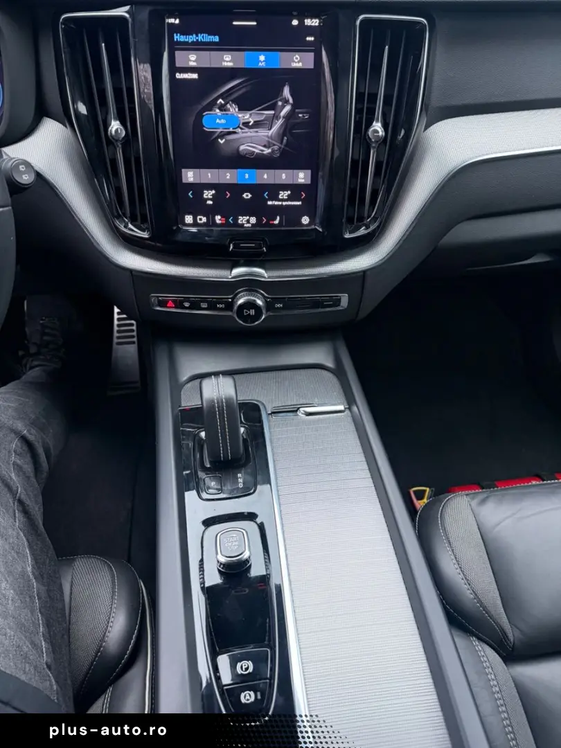 VOLVO XC 60 XC60 R Design 2WD LED 360KAM PILOT ASSIST