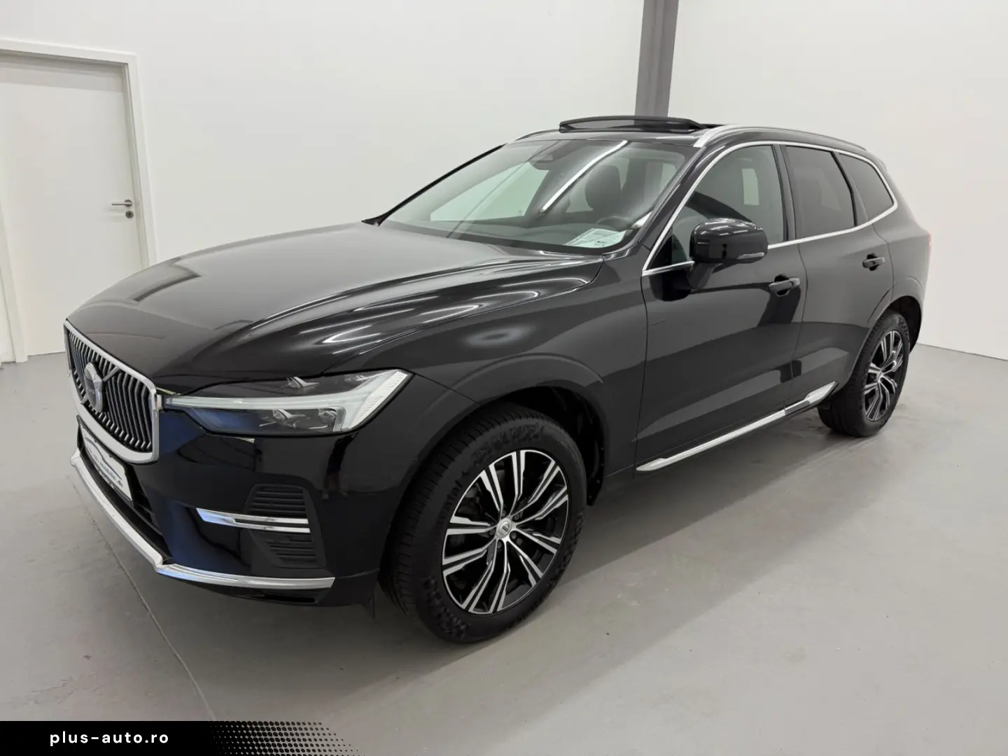 VOLVO XC60 Inscription AWD Panorama LED Navi AHK