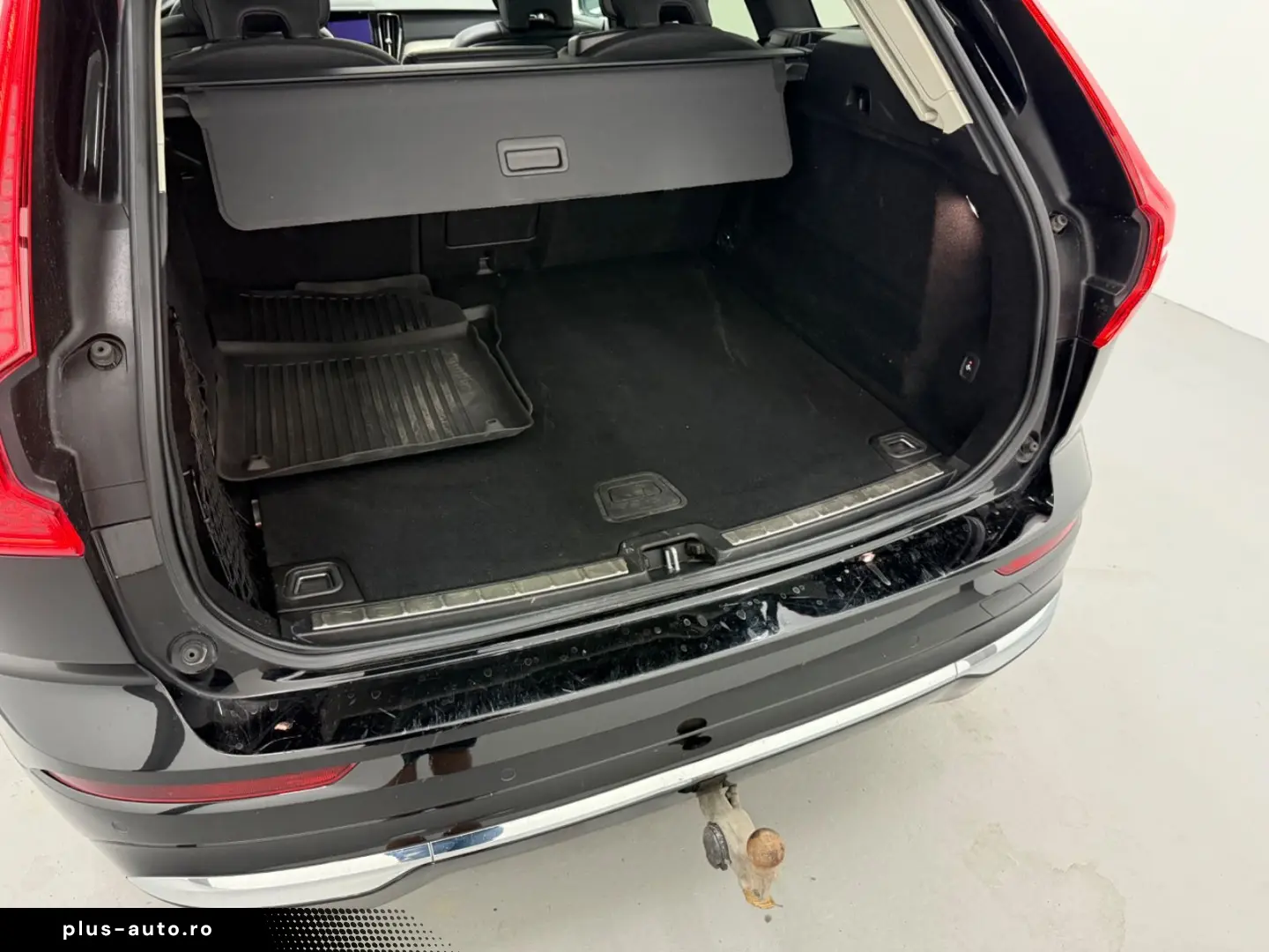 VOLVO XC60 Inscription AWD Panorama LED Navi AHK