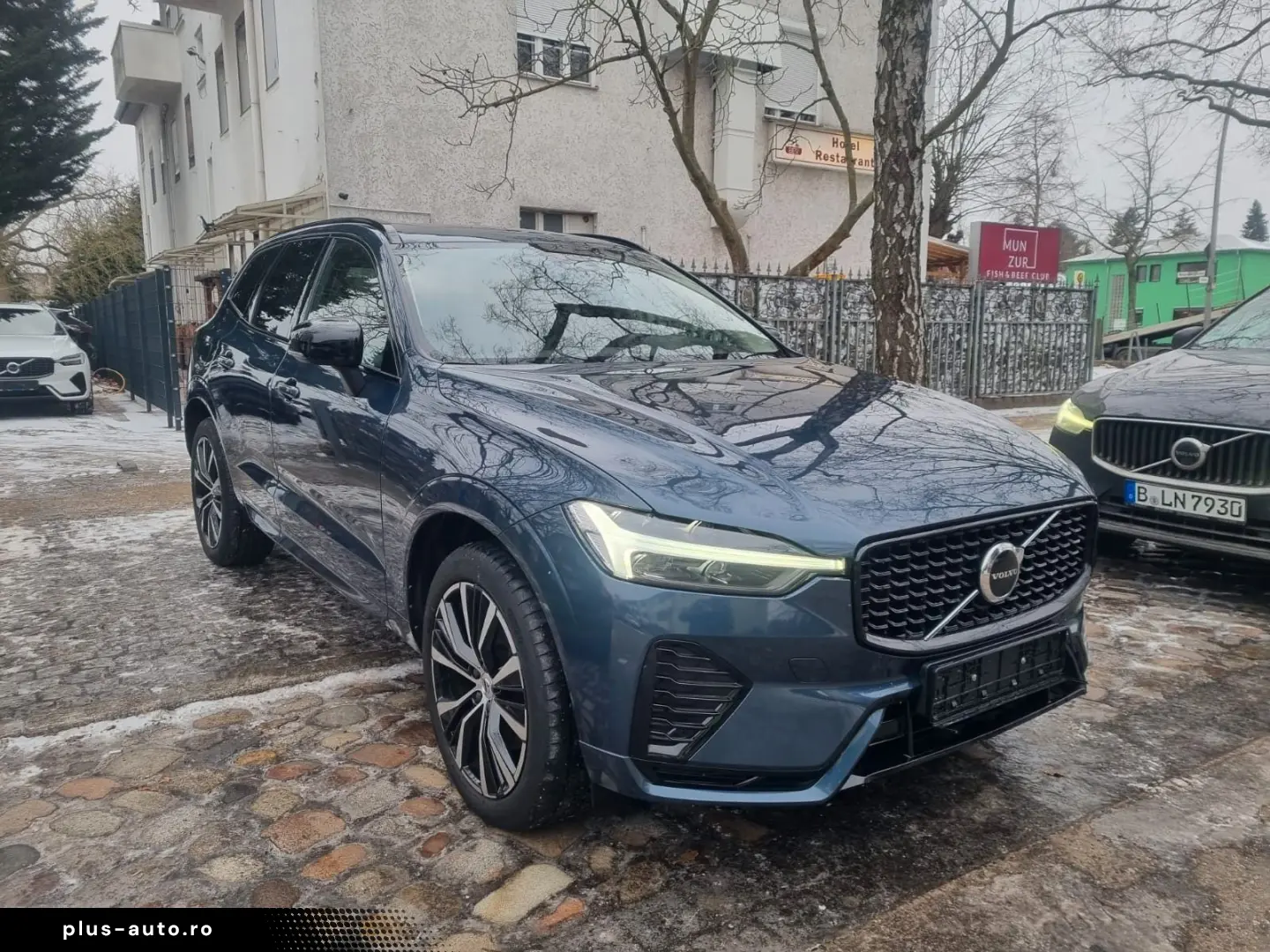 VOLVO XC 60 XC60 R Design 2WD