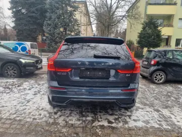 VOLVO XC 60 XC60 R Design 2WD