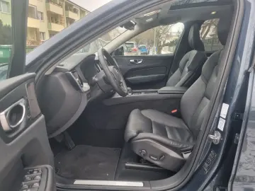 VOLVO XC 60 XC60 R Design 2WD