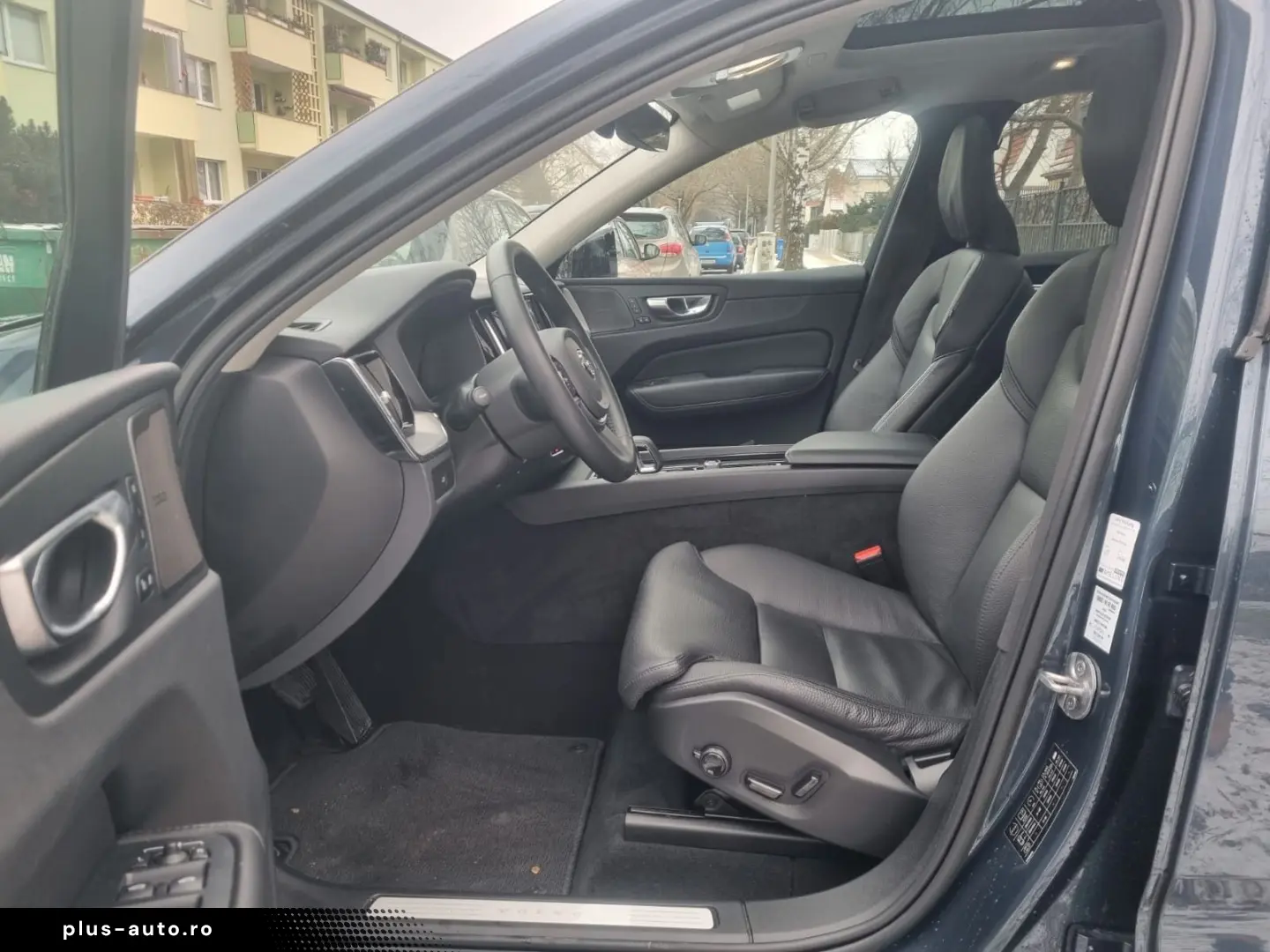 VOLVO XC 60 XC60 R Design 2WD