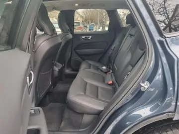 VOLVO XC 60 XC60 R Design 2WD