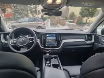 VOLVO XC 60 XC60 R Design 2WD