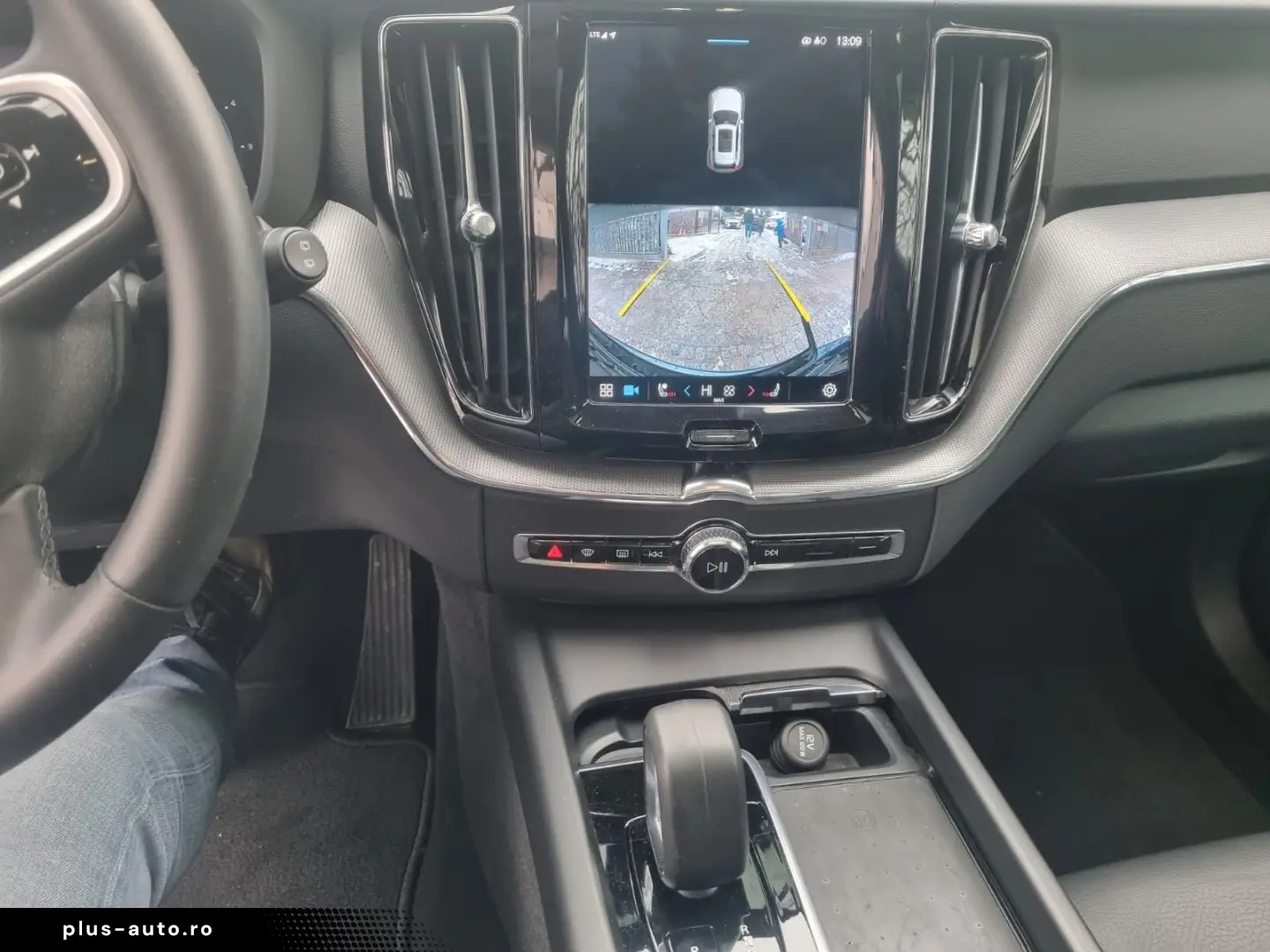 VOLVO XC 60 XC60 R Design 2WD