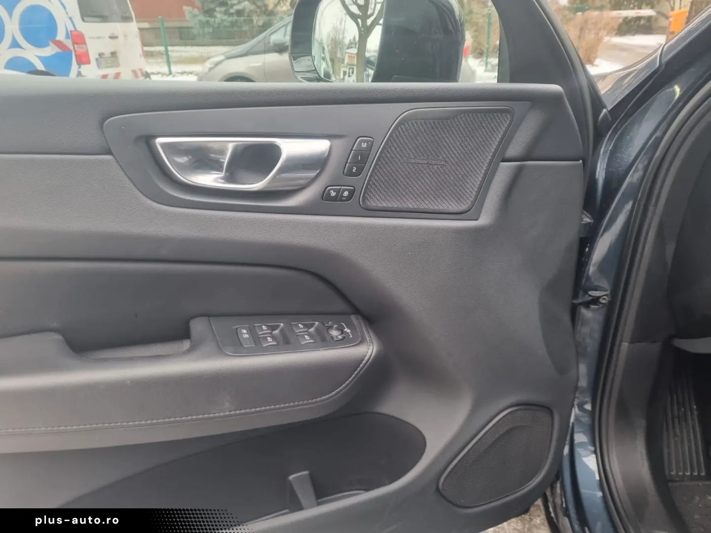 VOLVO XC 60 XC60 R Design 2WD