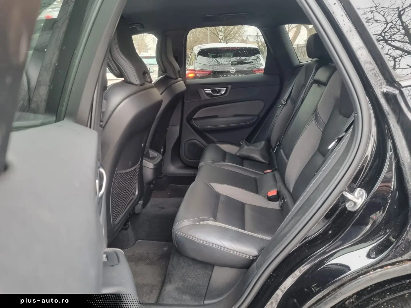 VOLVO XC 60 XC60 R Design 2WD