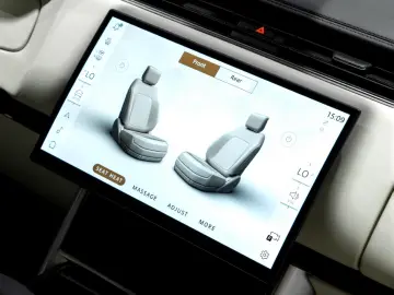 Land Rover Range Rover P550e PHEV Autobiography L460