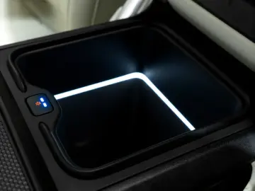 Land Rover Range Rover P550e PHEV Autobiography L460