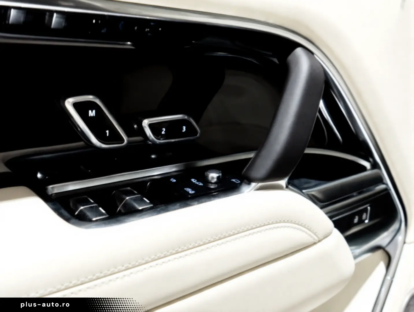 Land Rover Range Rover P550e PHEV Autobiography L460