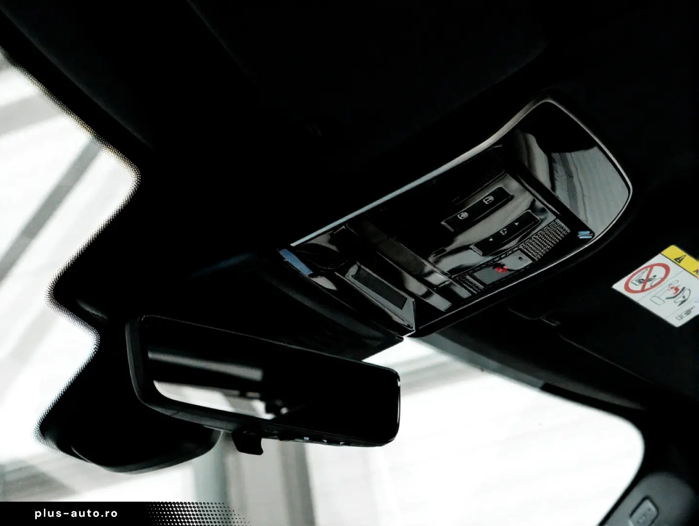 Land Rover Range Rover P550e PHEV Autobiography L460