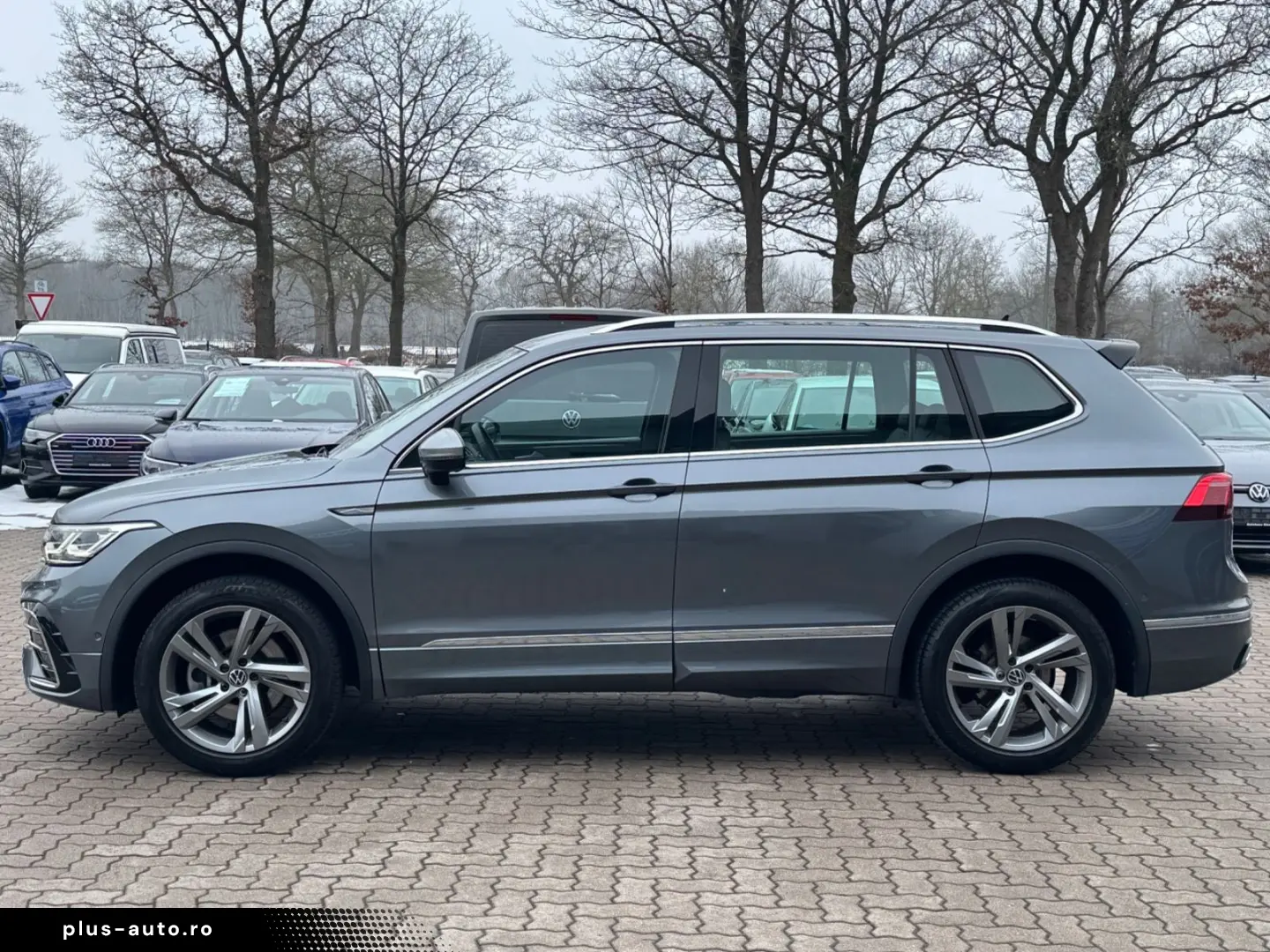 VW Tiguan R-Line 4Motion HUP RFK IQ ACC