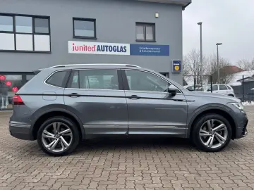 VW Tiguan R-Line 4Motion HUP RFK IQ ACC