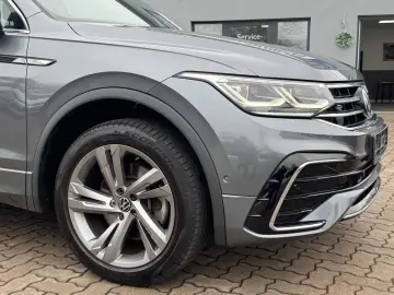 VW Tiguan R-Line 4Motion HUP RFK IQ ACC
