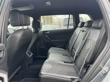VW Tiguan R-Line 4Motion HUP RFK IQ ACC